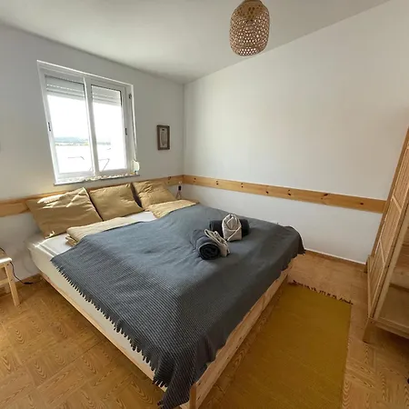 Algarve Surf House - For Hikers Vandrarhem