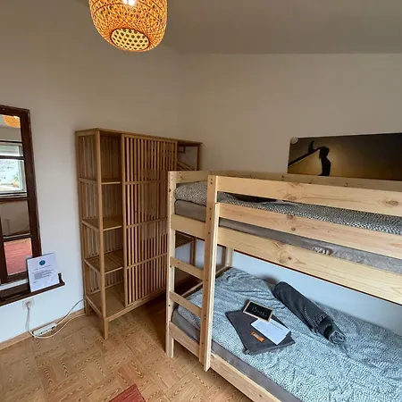 Algarve Surf House - For Hikers بيت شباب Raposeira (Faro)