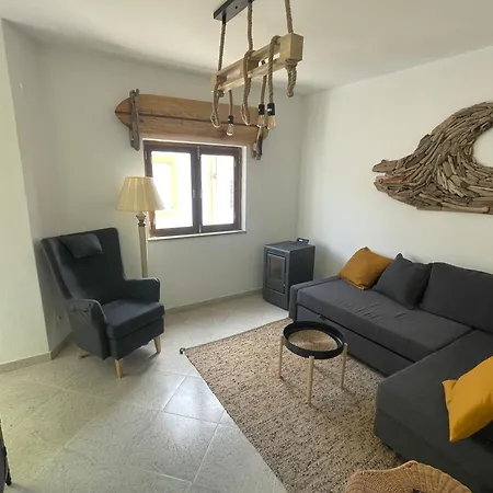Vandrarhem Algarve Surf House - For Hikers *